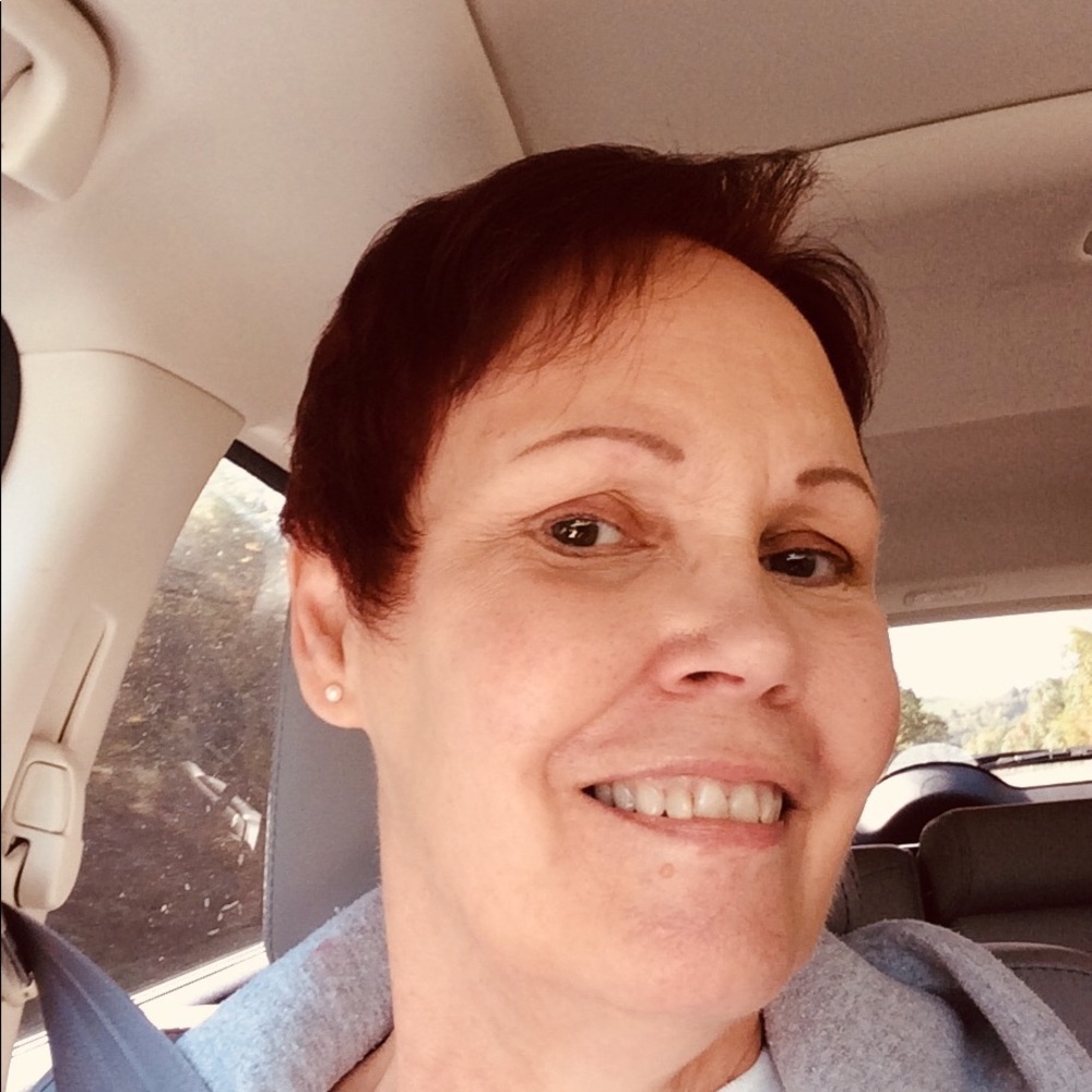 Meet your Posher, Jacquelyn